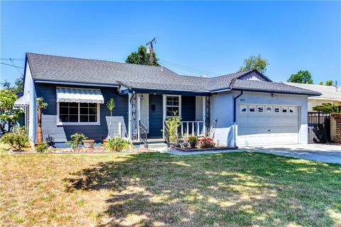 Photo of 10517 La Serna Dr Dr, Whittier, CA 90603 (MLS # PW25174226) Photo of 10517 La Serna Dr Dr, Whittier, CA 90603 (MLS # PW25174226)
