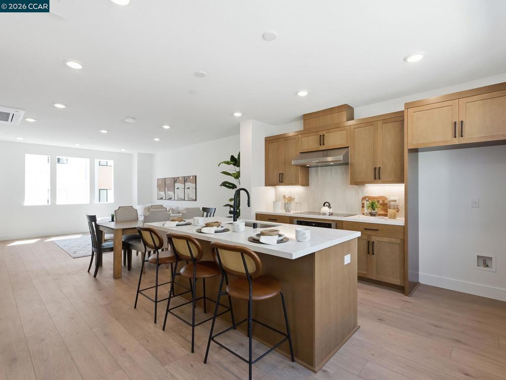 3089 El Camino Real 4