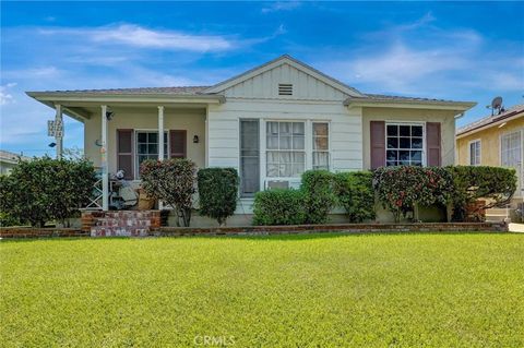 Photo of 1212 W Victory Boulevard, Burbank, CA 91506 (MLS # BB26067276)