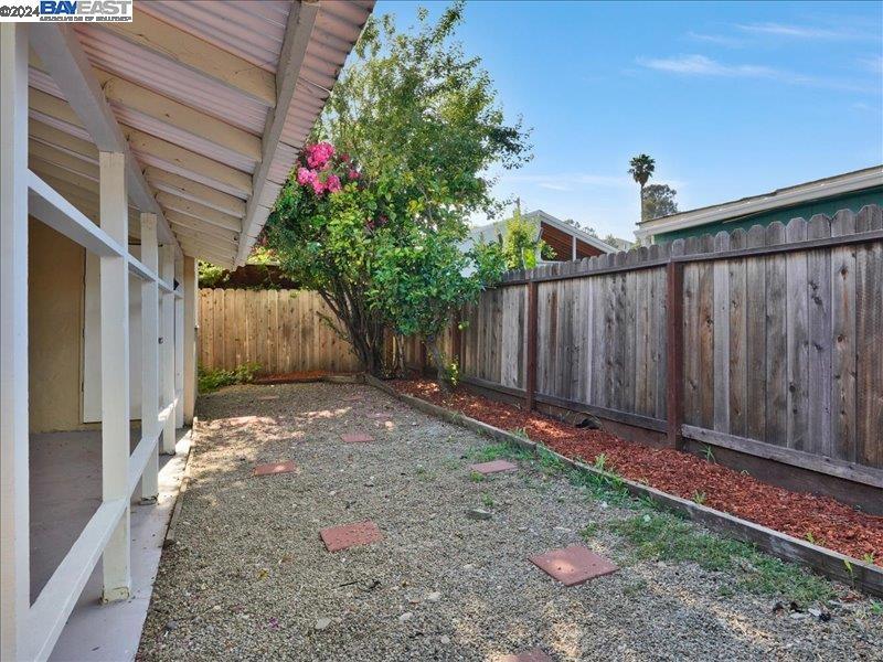 CASTRO VALLEY - Residential