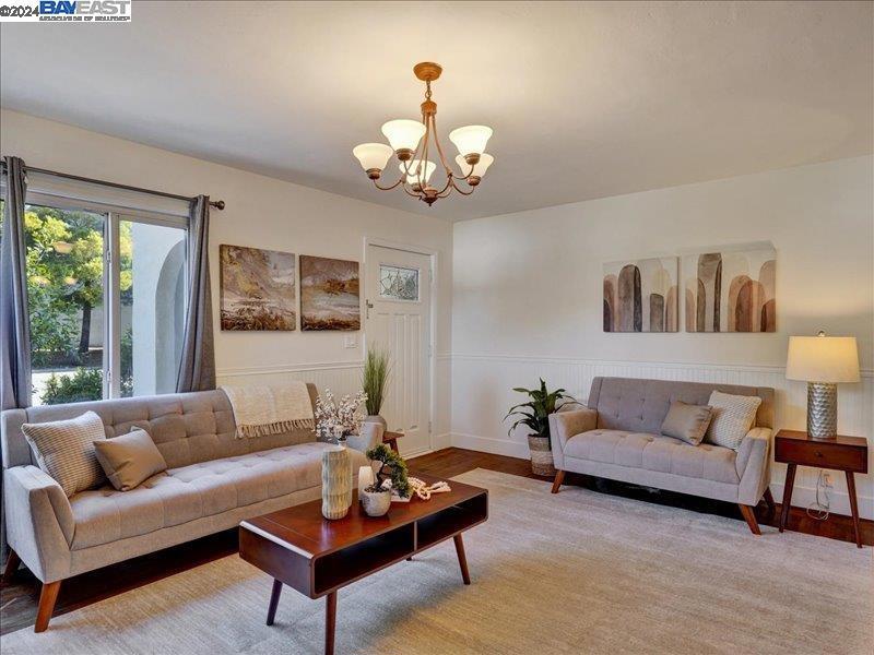 CASTRO VALLEY - Residential