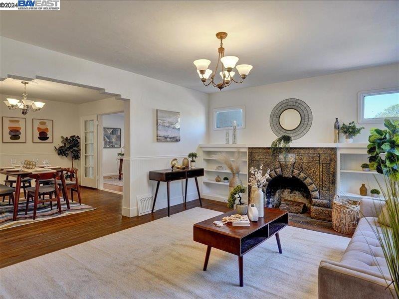 CASTRO VALLEY - Residential