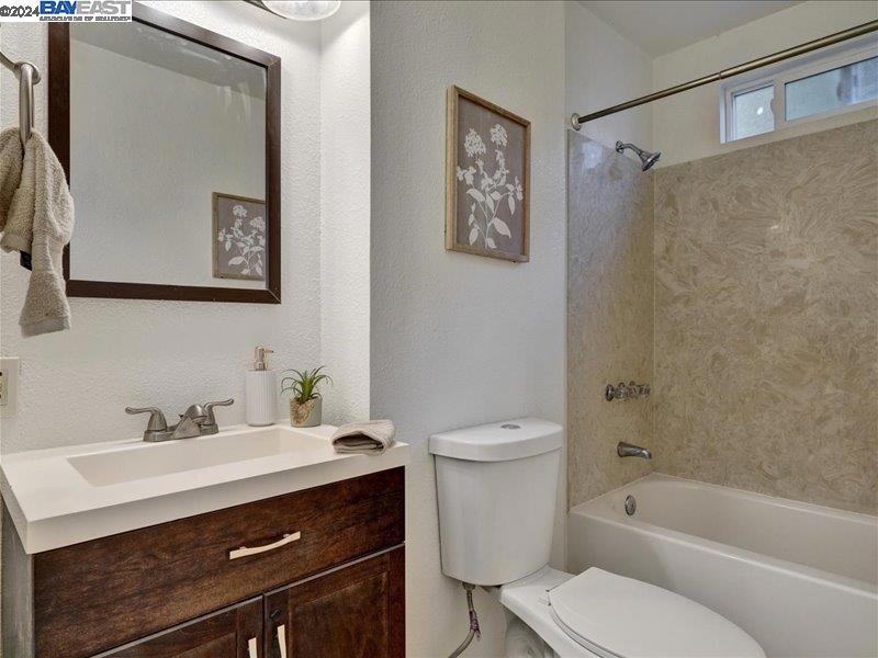 CASTRO VALLEY - Residential