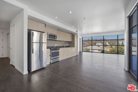 Photo of 5800 Harold Way #319, Los Angeles, CA 90028 (MLS # 25626155)