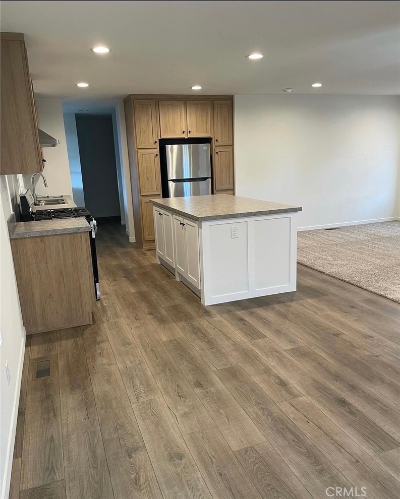 5800 Hamner Avenue 72