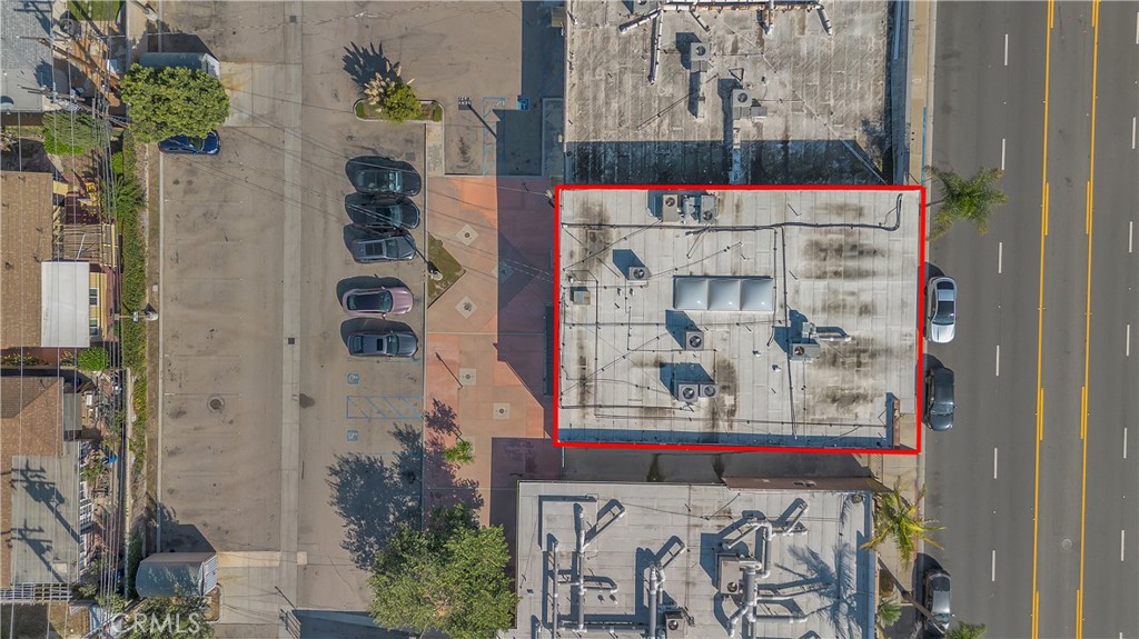 14015 Van Ness