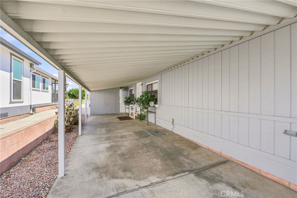 909 Richland Road 57