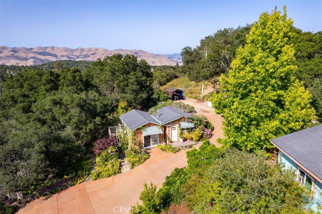 East of 101(500) - Residential