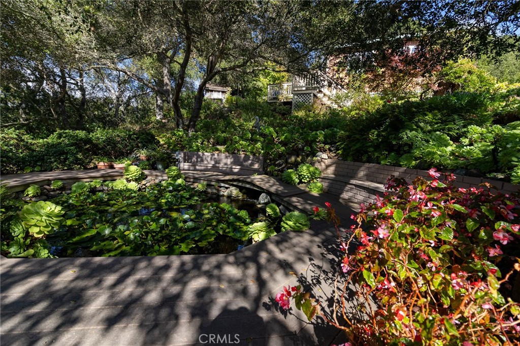 East of 101(500) - Residential