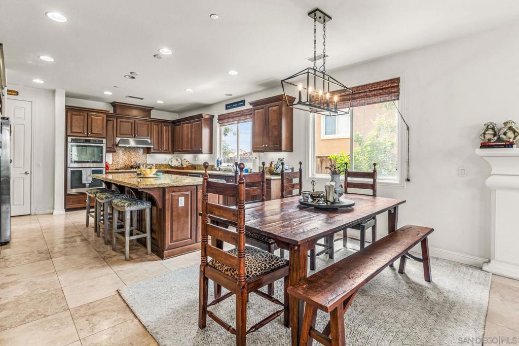 1077 Village Dr
