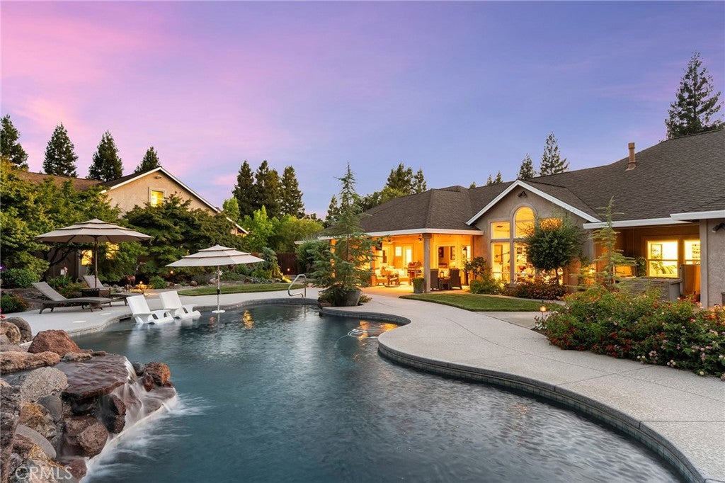 13966 Carriage Estates Way