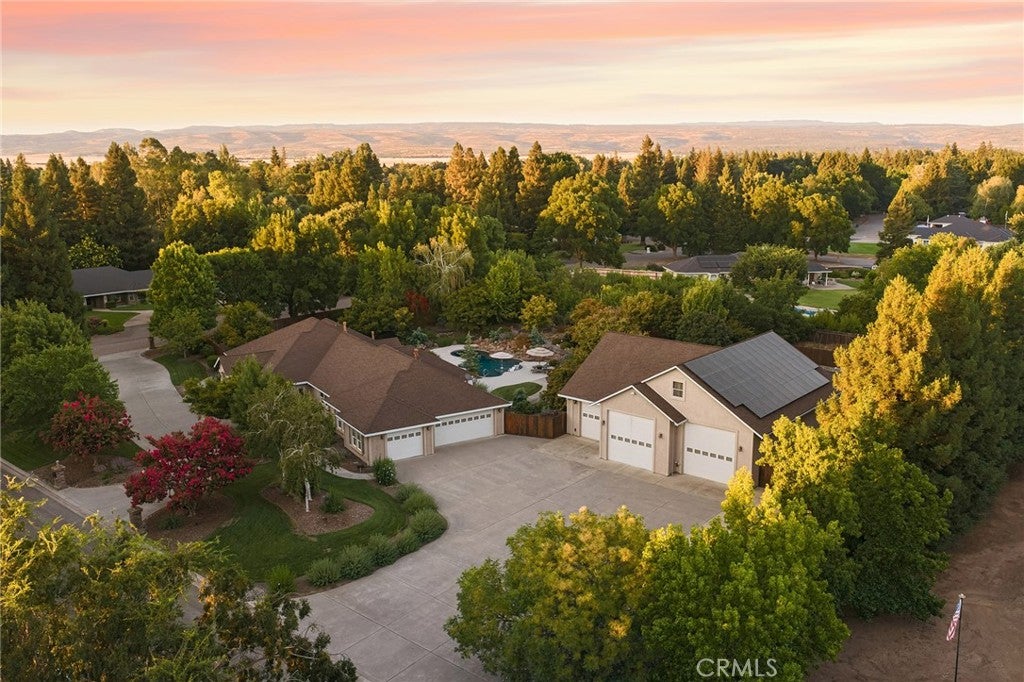 13966 Carriage Estates Way