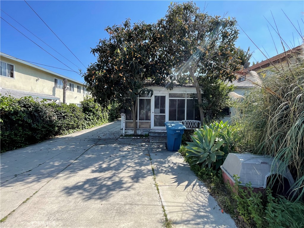 Listing image 2