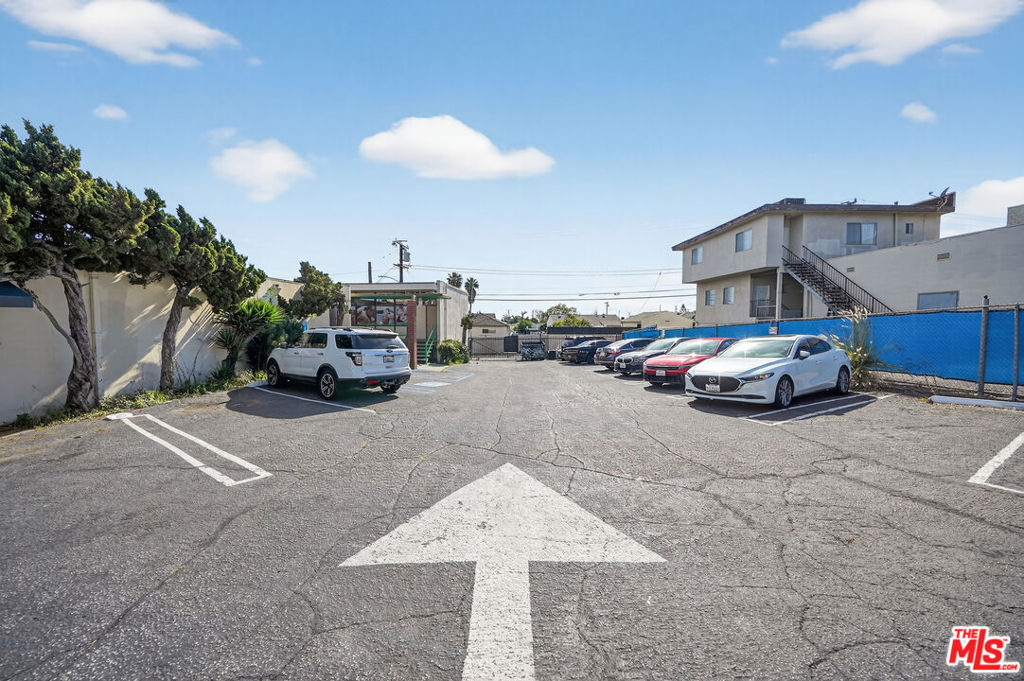 3001 W Beverly Boulevard