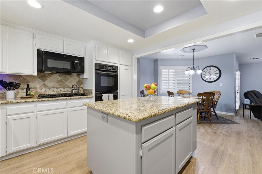 2837 Ash Glen