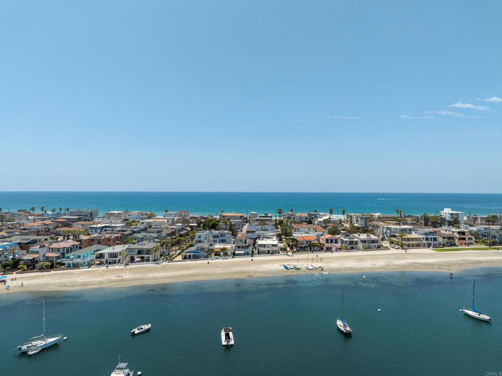 3366 Bayside Walk
