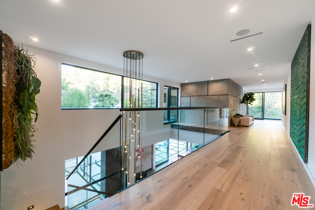 Bel Air - Residential