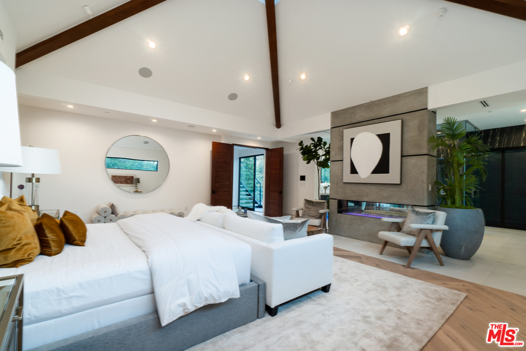 Bel Air - Residential