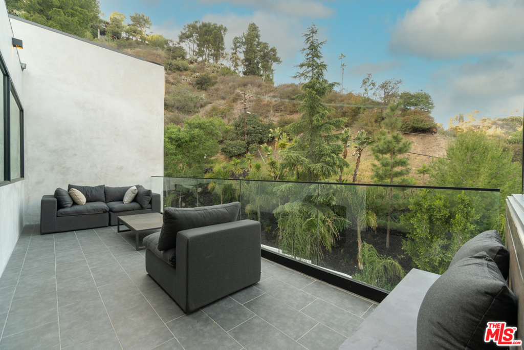 Bel Air - Residential