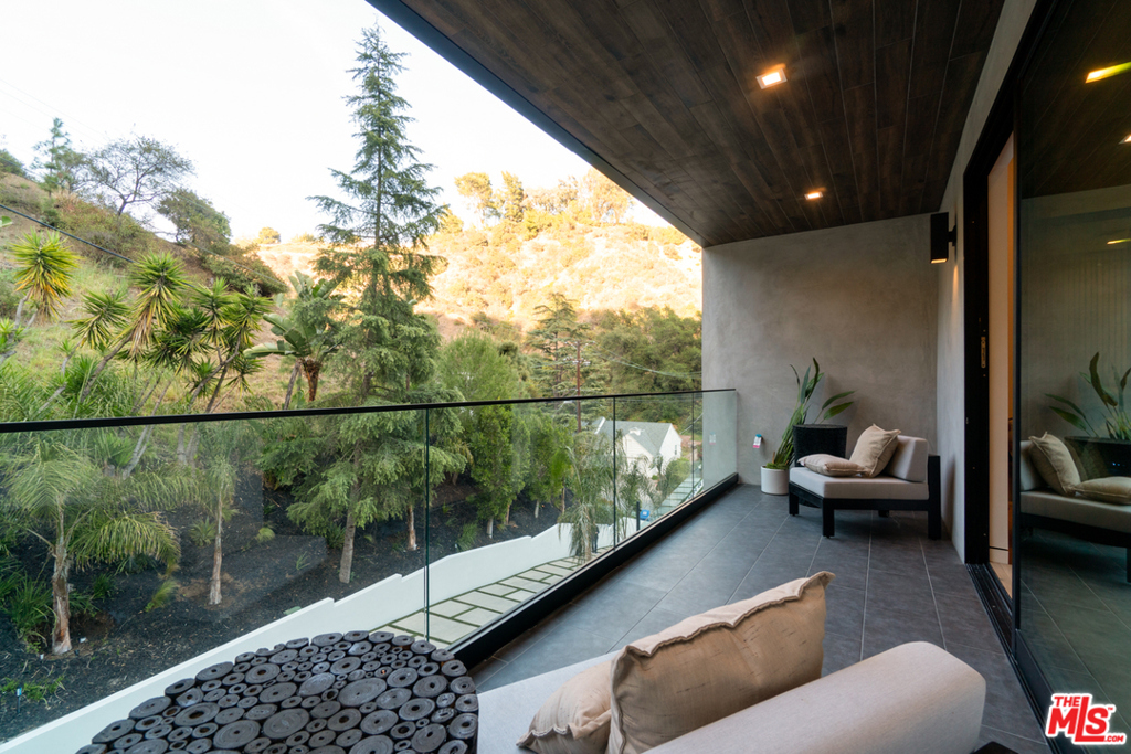 Bel Air - Residential
