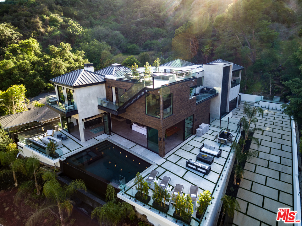Bel Air - Residential