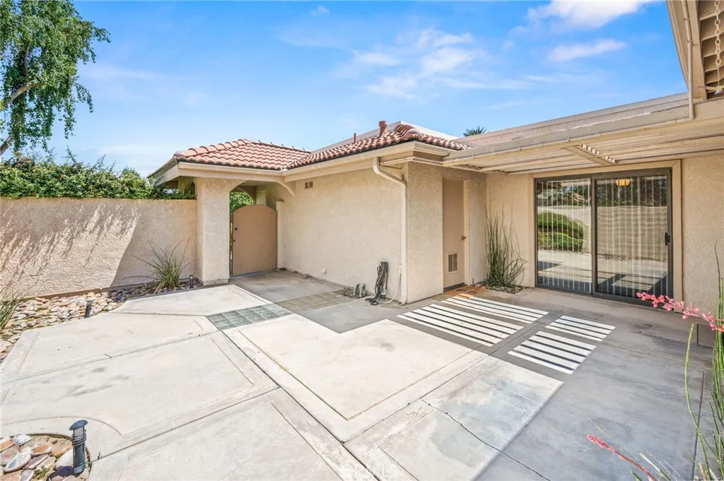 Palm Desert, California 92260, United States, 2 Bedrooms Bedrooms, ,2 BathroomsBathrooms,Residential,Active,248270