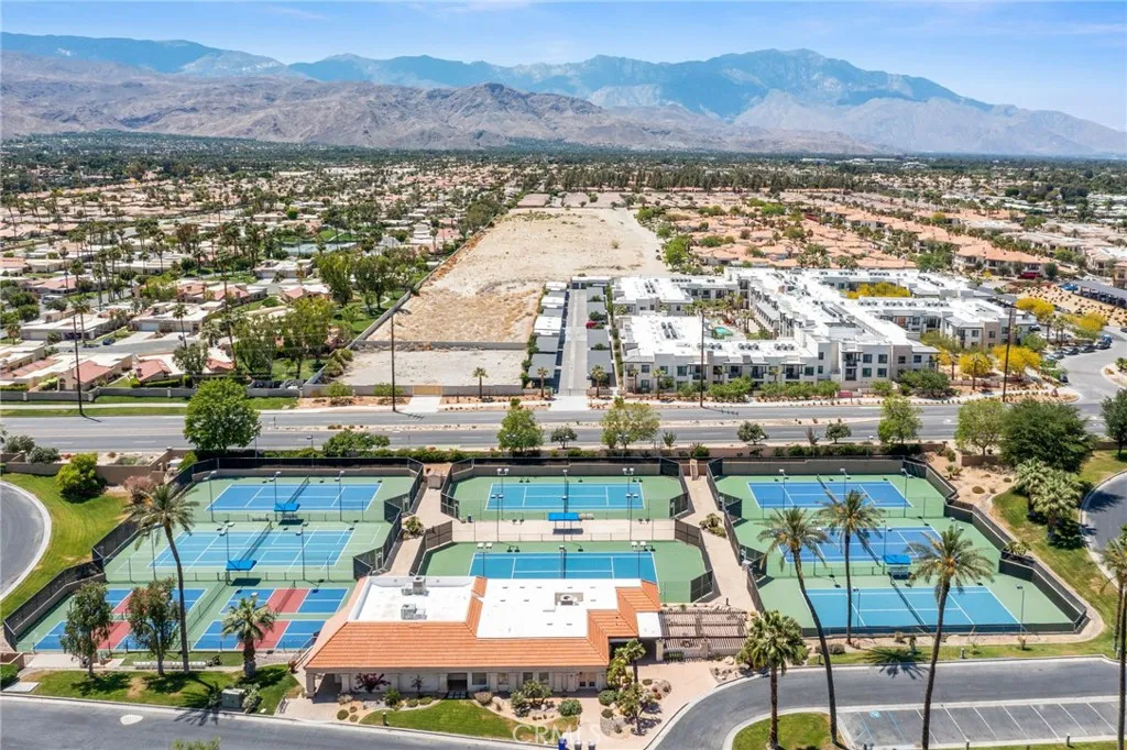 Palm Desert, California 92260, United States, 2 Bedrooms Bedrooms, ,2 BathroomsBathrooms,Residential,Active,248270