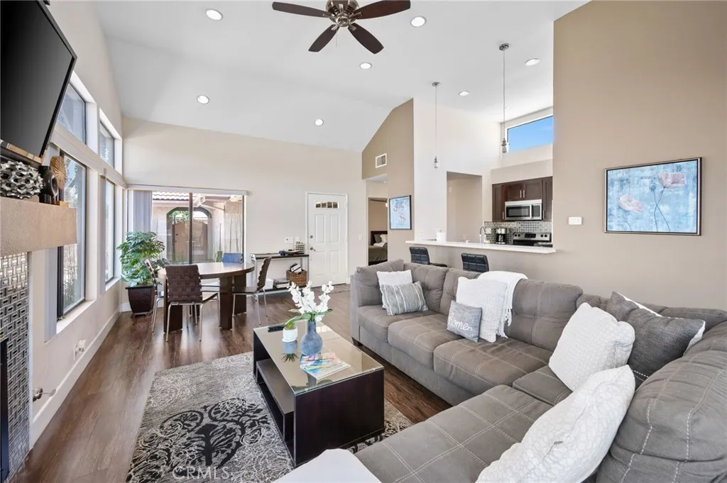 Palm Desert, California 92260, United States, 2 Bedrooms Bedrooms, ,2 BathroomsBathrooms,Residential,Active,248270