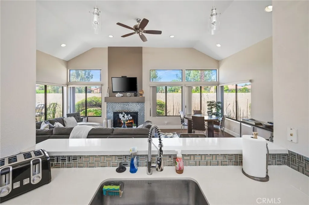 Palm Desert, California 92260, United States, 2 Bedrooms Bedrooms, ,2 BathroomsBathrooms,Residential,Active,248270