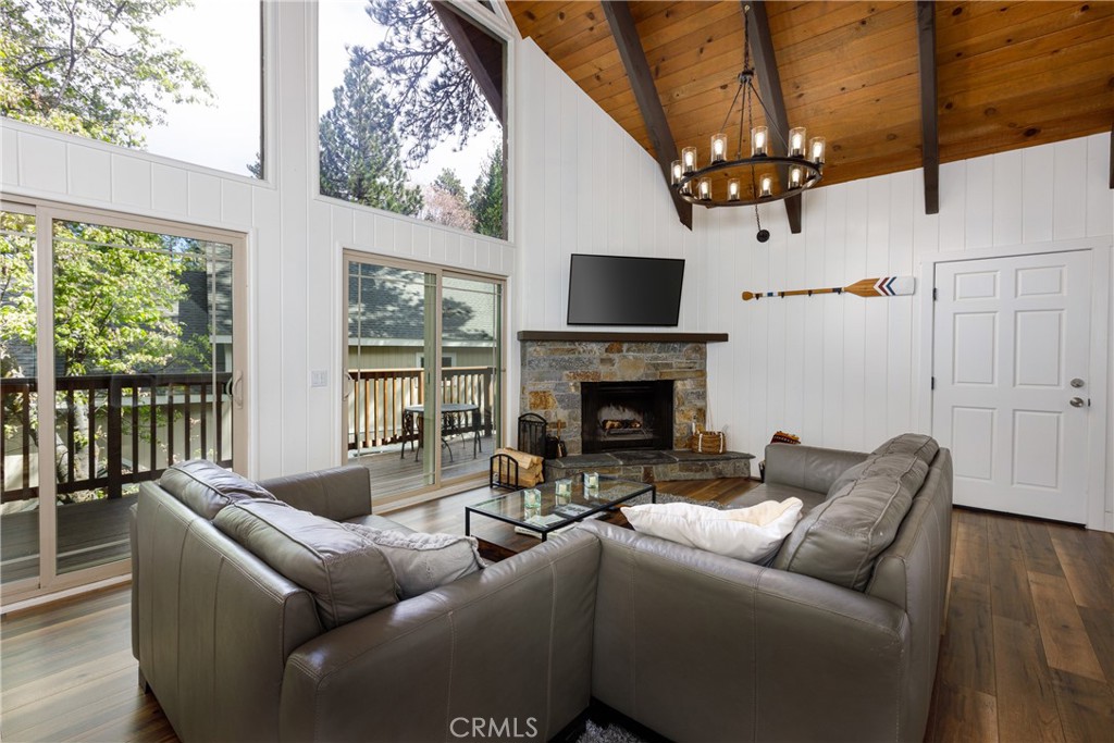 27364 Pinewood