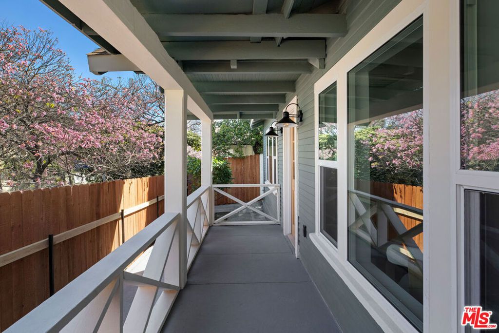 Photo of 1914 Bellevue Avenue, Los Angeles, CA 90026 (MLS # 26663031)