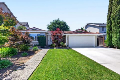 Photo of 5905 Taormino Avenue, San Jose, CA 95123 (MLS # ML82047481)