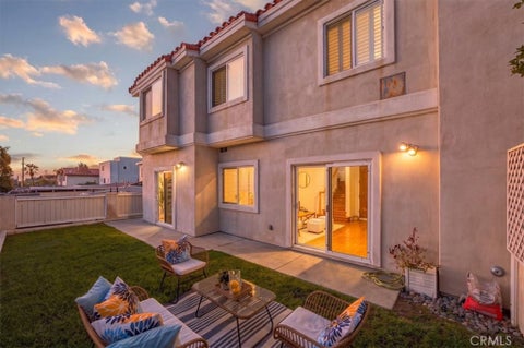 Photo of 413 N Elena AVE, Redondo Beach, CA 90277 (MLS # SB26205785)