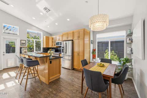 Tiny photo for 795 Livingston Avenue, Ventura, CA 93003 (MLS # V1-37331)