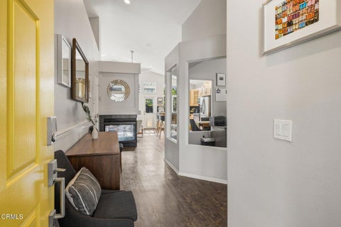 Tiny photo for 795 Livingston Avenue, Ventura, CA 93003 (MLS # V1-37331)