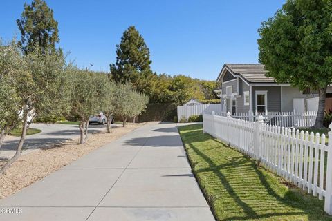 Tiny photo for 795 Livingston Avenue, Ventura, CA 93003 (MLS # V1-37331)