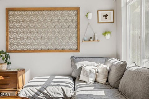 Tiny photo for 795 Livingston Avenue, Ventura, CA 93003 (MLS # V1-37331)