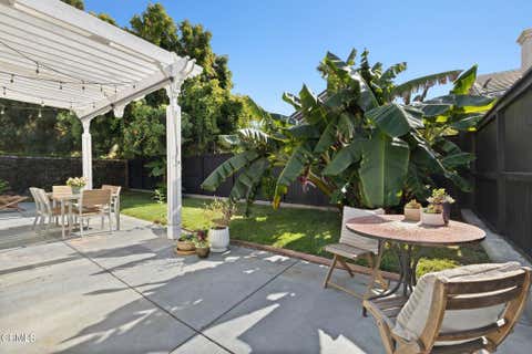 Tiny photo for 795 Livingston Avenue, Ventura, CA 93003 (MLS # V1-37331)