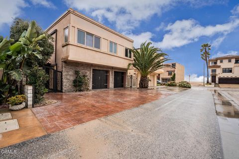 Photo of 5344 Seabreeze Way, Oxnard, CA 93035 (MLS # V1-35960)