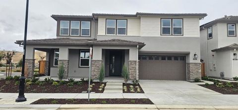 Photo of 6012 Big Sky Drive, Fairfield, CA 94533 (MLS # ML82025909) Photo of 6012 Big Sky Drive, Fairfield, CA 94533 (MLS # ML82025909)