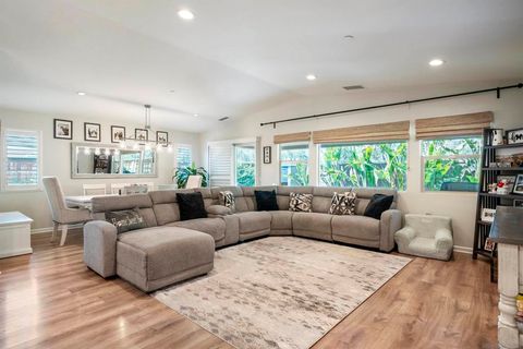 Photo of 29166 Sycamore, Lake Elsinore, CA 92530 (MLS # 250039161SD)