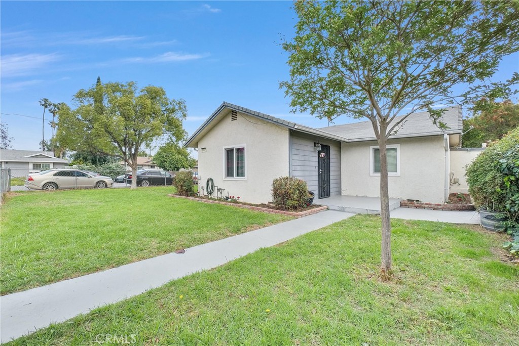 Photo 1 of 29 — 4997 Hollyhock, Riverside, CA 92505