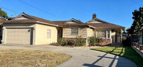 Photo of 1226 W Mc Gill ST, Covina, CA 91722 (MLS # DW26153381)