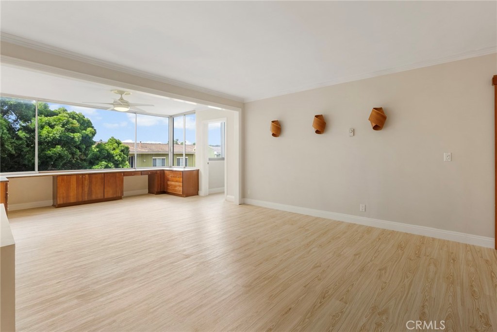 8701 Delgany ave 110