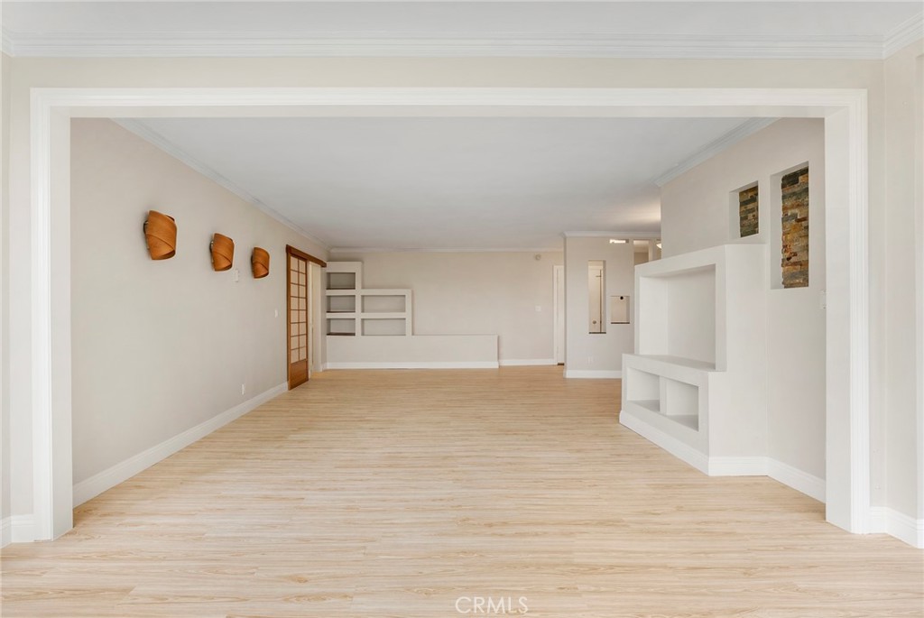 8701 Delgany ave 110