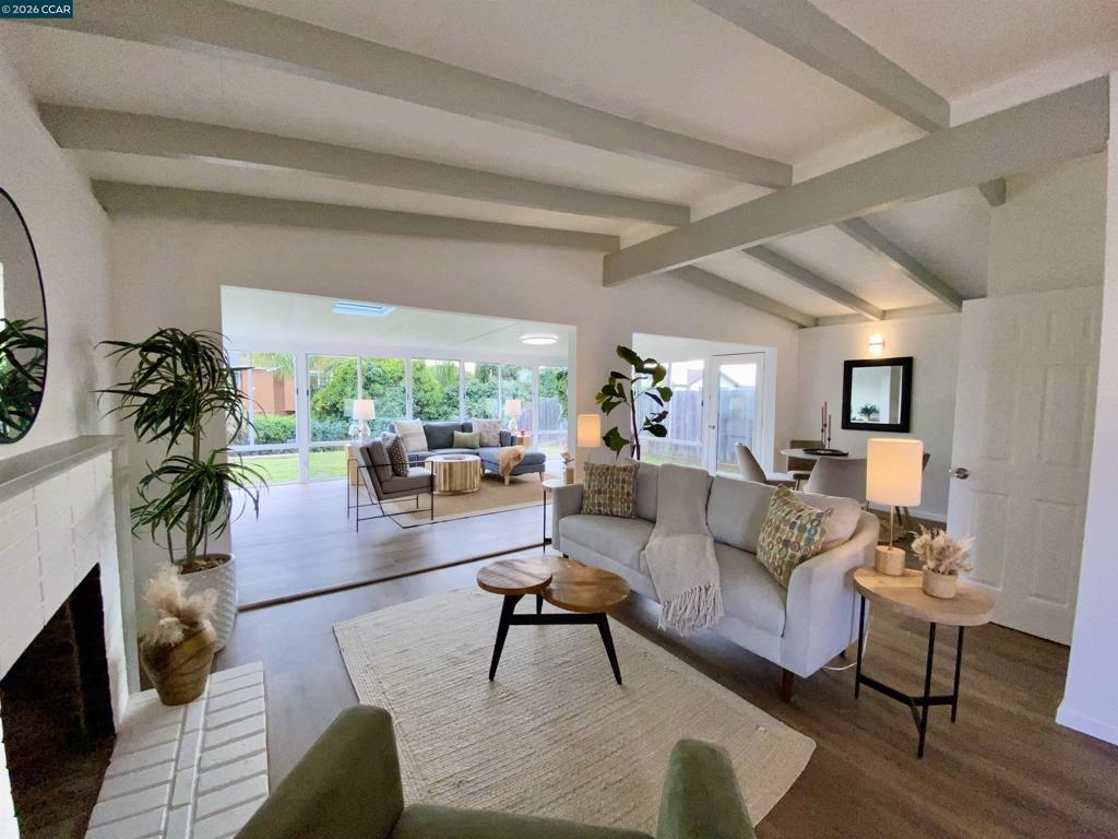 1232 1232 Stanton Ave.