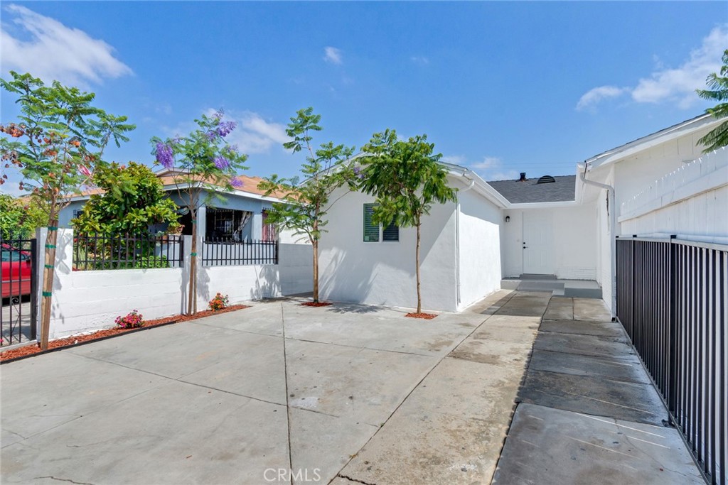 Photo 1 of 34 — 1143 E 106th Street, Los Angeles, CA 90002
