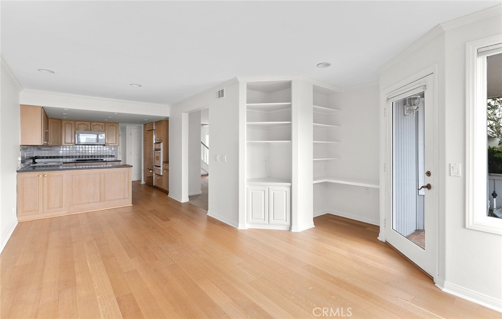 Townhomes-Seaterrace (N.S.) (NST) - Residential Lease
