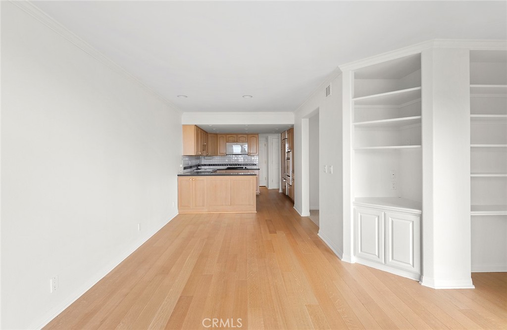 Townhomes-Seaterrace (N.S.) (NST) - Residential Lease