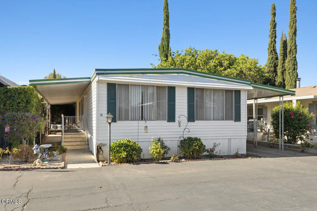 Simi Country Estates.-243 - Manufactured In Park